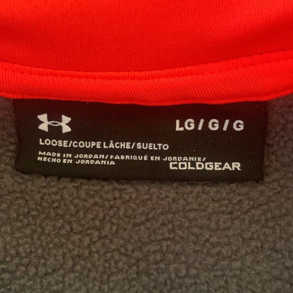 Grey Under Armour fleece hoodie with vibrant pink logo and hoodie liner - Picture 3 of 3